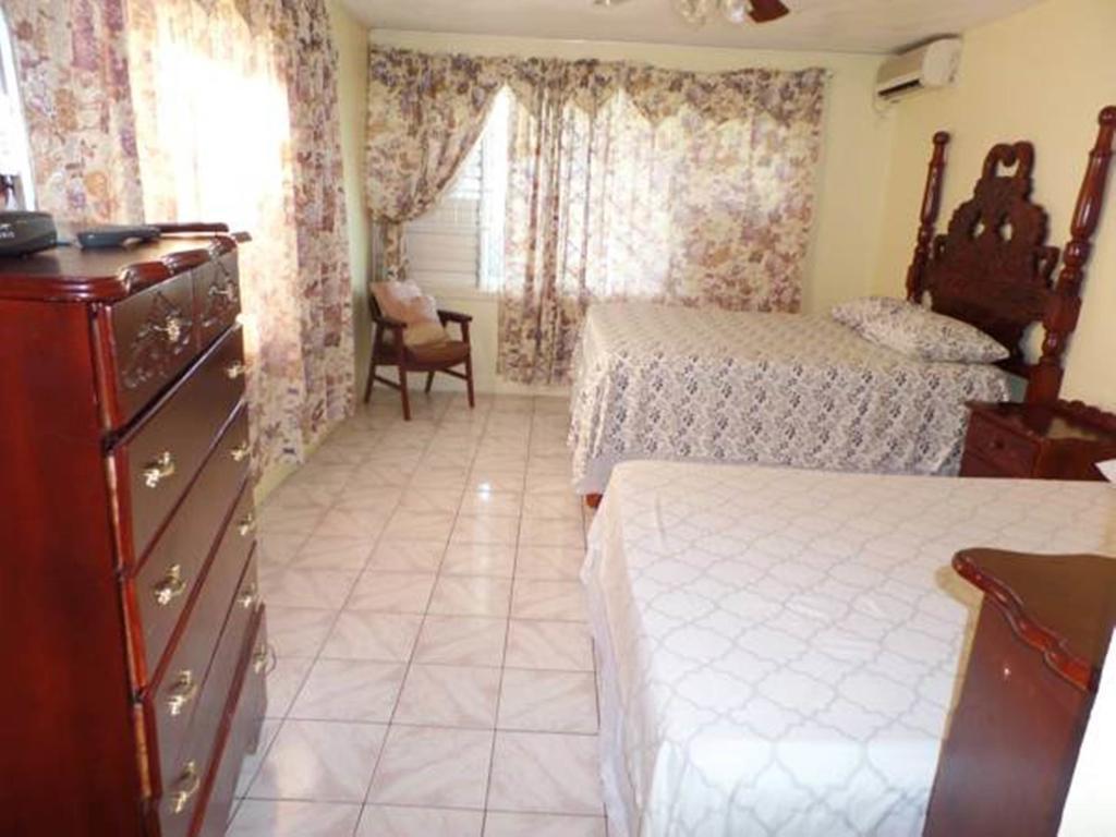 Villa Donna Inn Montego Bay Room photo