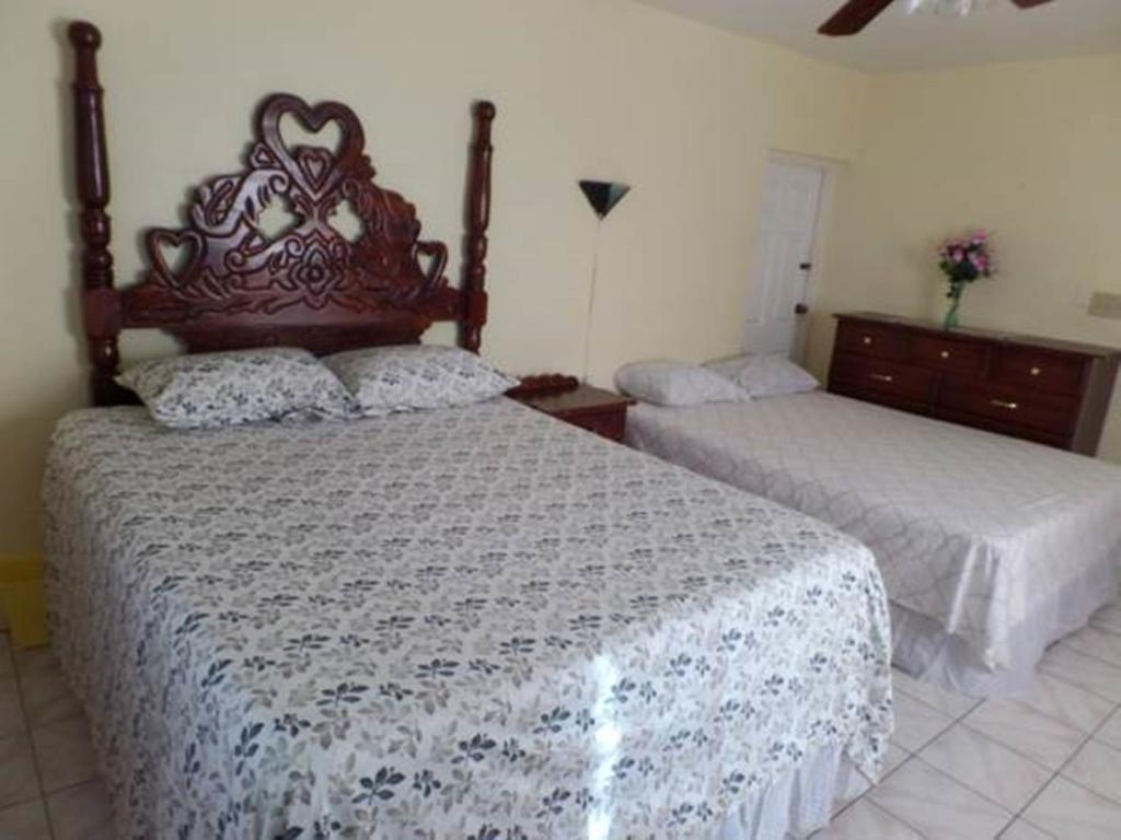 Villa Donna Inn Montego Bay Room photo